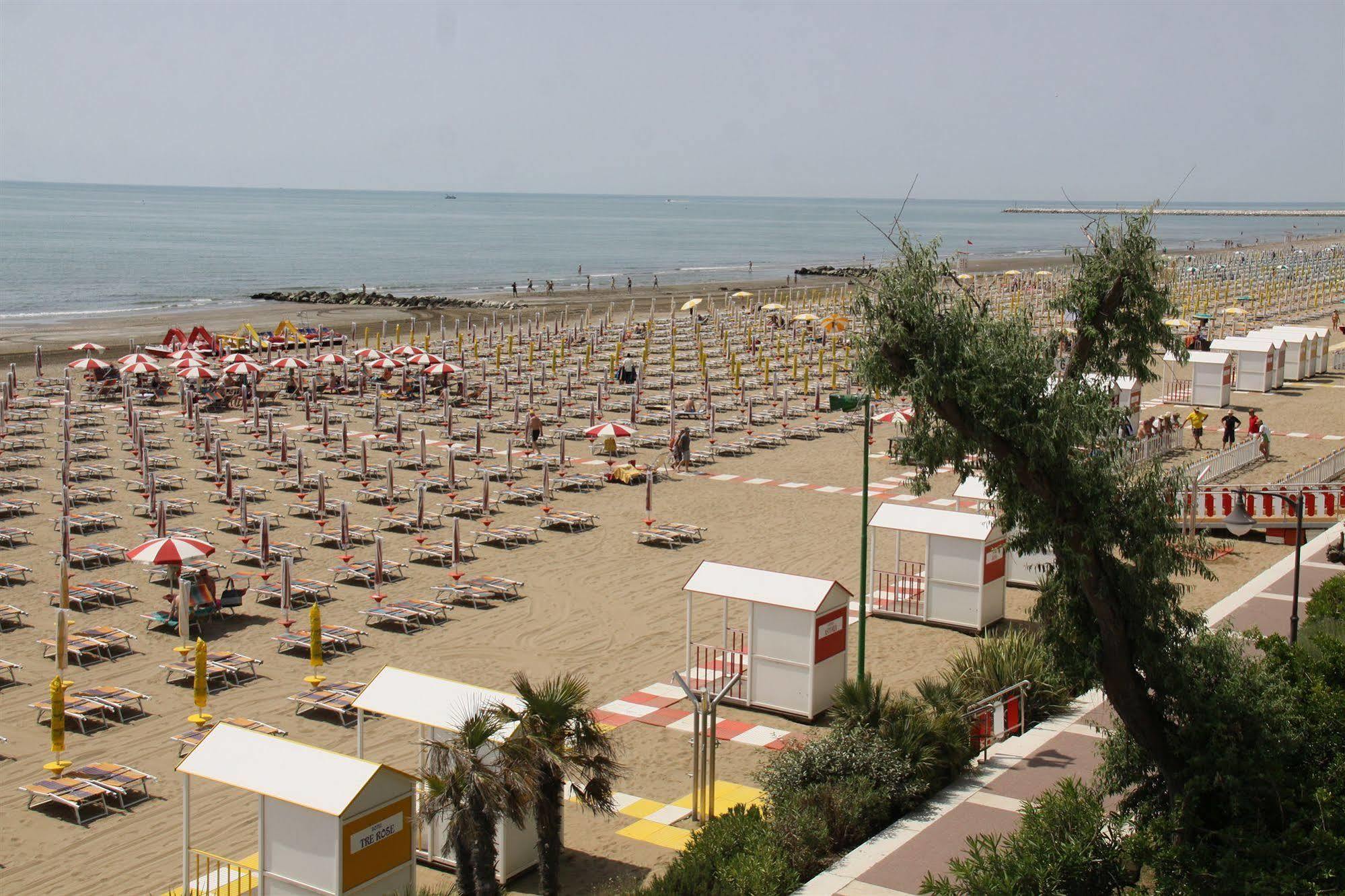 Astoria Hotel 4*