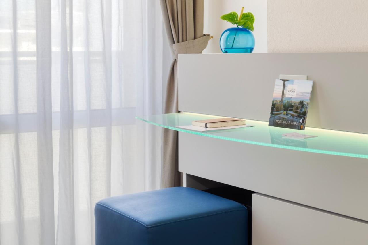 Astoria Hotel 4*