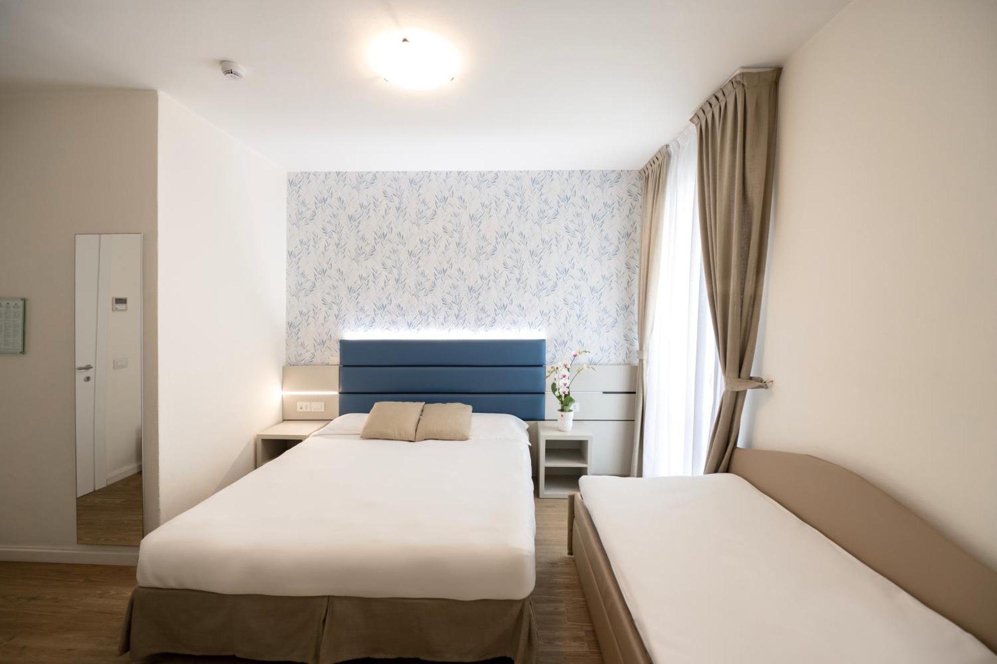 Hotel Astoria 4*